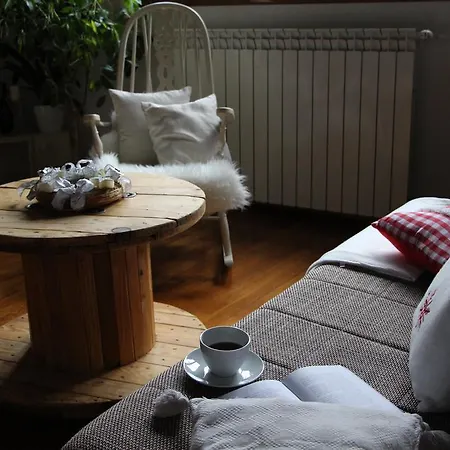 Apolon Planinski Apartment